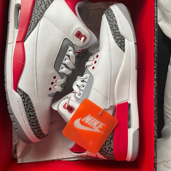 Jordan fire red 3’s